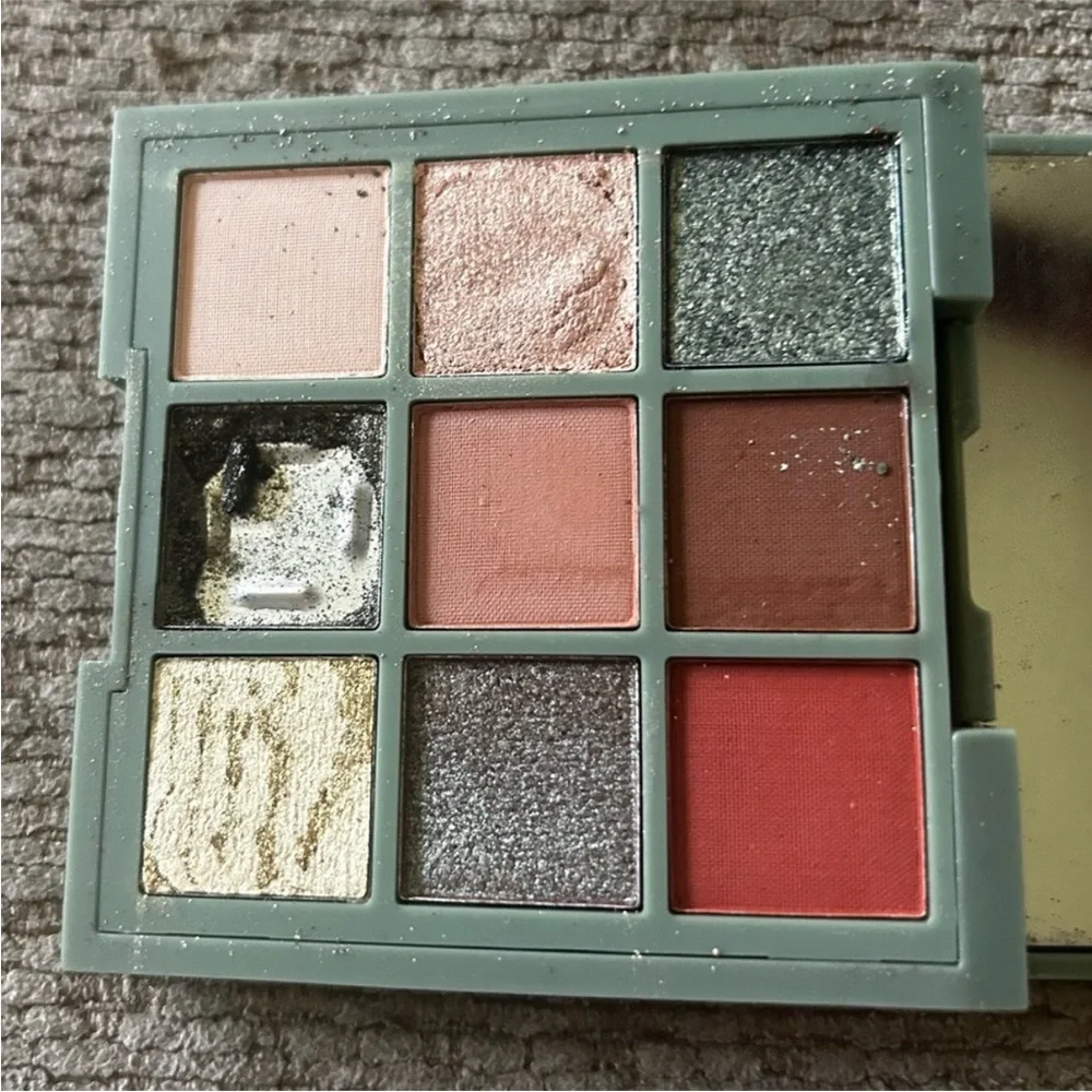 Ciaté London Eyeshadow Palette Set DEFECTS